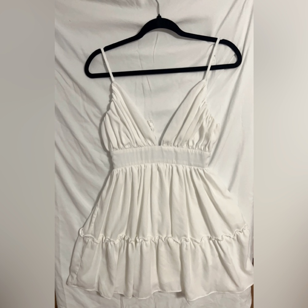 Prettylittlething white dress, size 2. Non stretch.